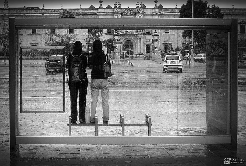 Esperando a que escampe