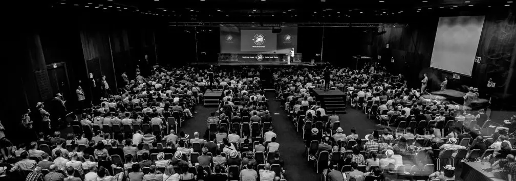 Una manera de ver el trabajo, una manera de ver la industria. WordCamp Europe 2016